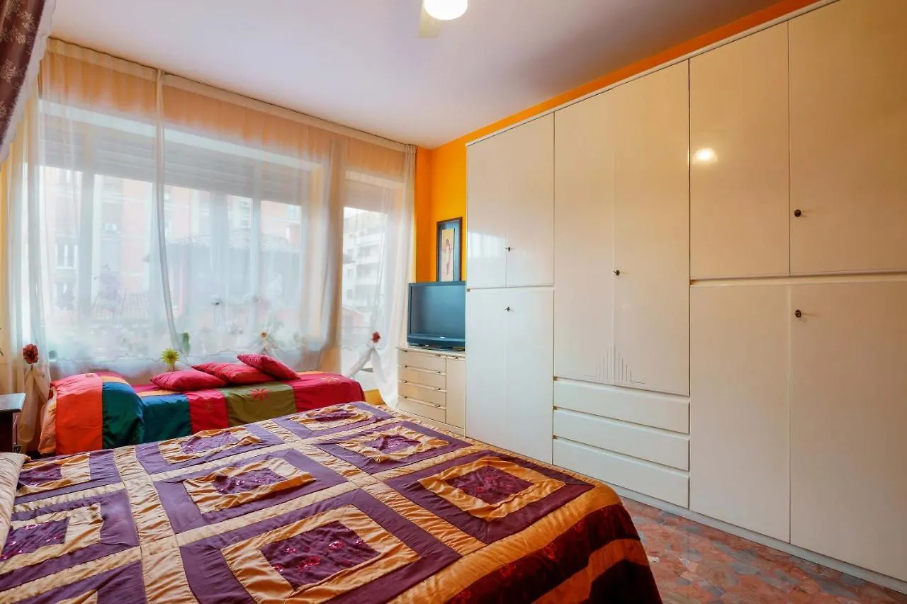 Bed And Breakfast Dolce Vita Bologna 2*,