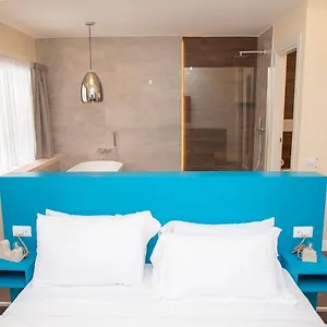 South Hands Luxury Italy