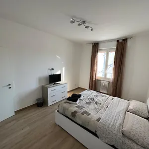 Paul House Italy